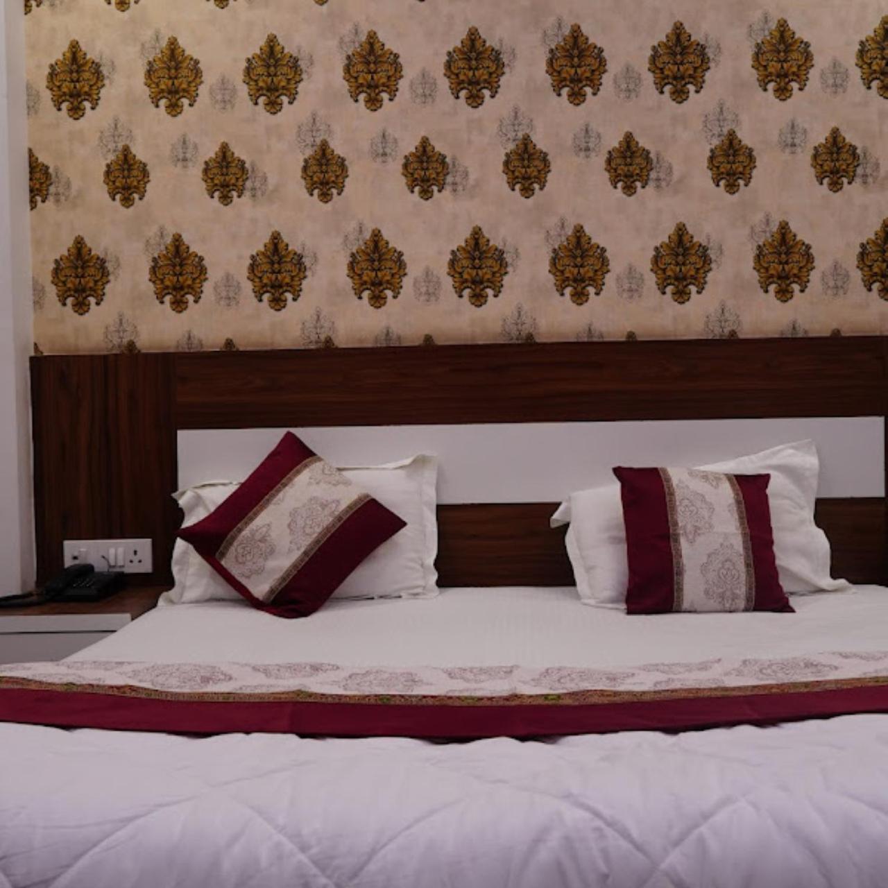Hotel The Ramay Palace Ayodhya Eksteriør bilde